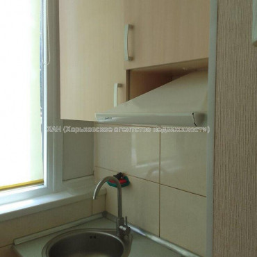 Продам квартиру, Мирослава Мисли ул. , 1  ком., 19 м², капитальный ремонт 