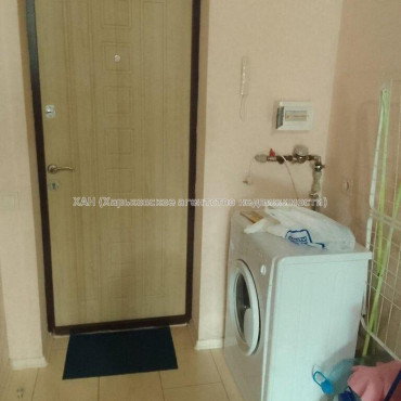 Продам квартиру, Мирослава Мисли ул. , 1  ком., 19 м², капитальный ремонт 