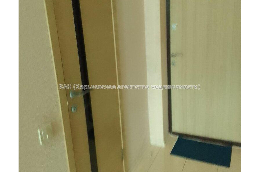 Продам квартиру, Мирослава Мисли ул. , 1  ком., 19 м², капитальный ремонт 