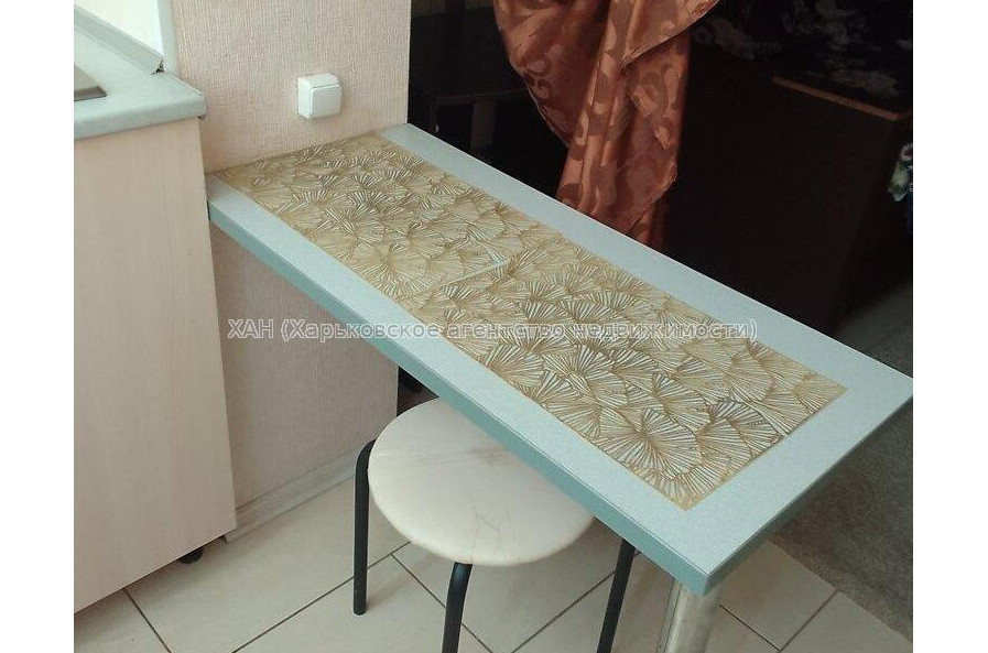 Продам квартиру, Мирослава Мисли ул. , 1  ком., 19 м², капитальный ремонт 