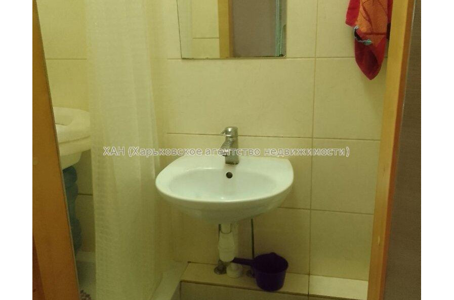 Продам квартиру, Мирослава Мисли ул. , 1  ком., 19 м², капитальный ремонт 