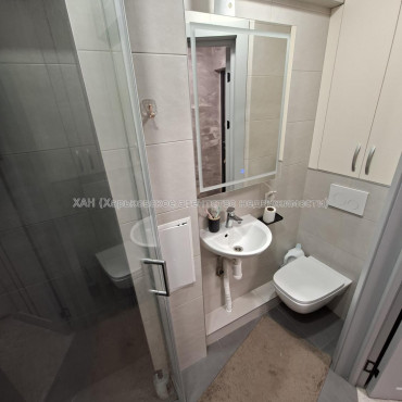 Продам квартиру, Ньютона ул. , 1  ком., 32 м², евроремонт 