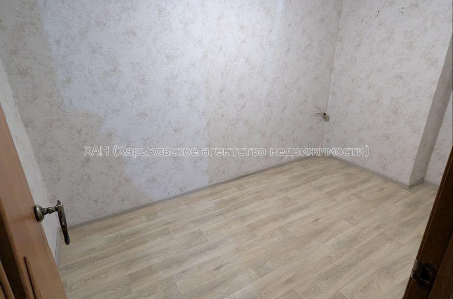 Продам квартиру, Аскольдовская ул. , 2 кім., 40 м², капитальный ремонт 