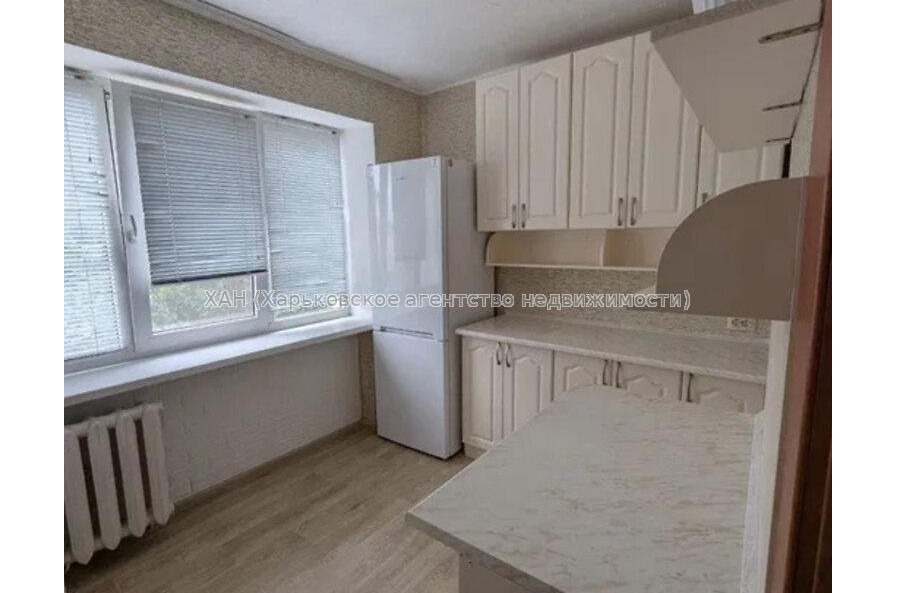 Продам квартиру, Аскольдовская ул. , 2  ком., 40 м², капитальный ремонт 