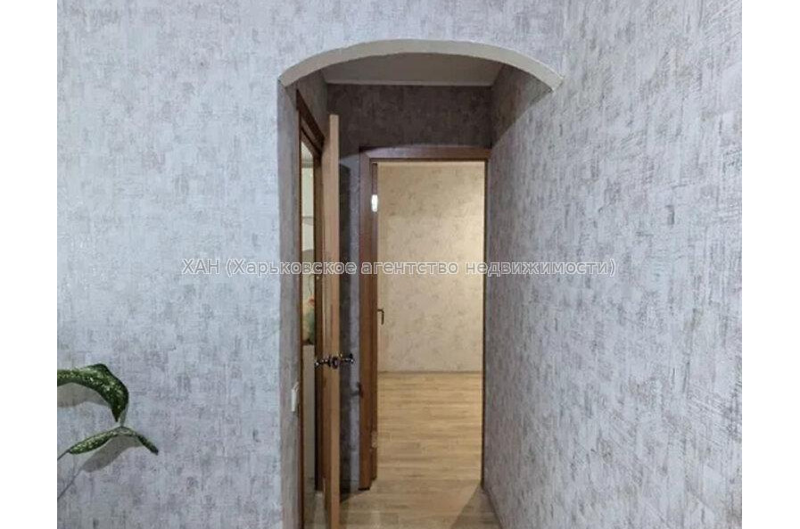 Продам квартиру, Аскольдовская ул. , 2  ком., 40 м², капитальный ремонт 