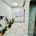 Продам квартиру, Мирослава Мисли ул. , 2 кім., 85 м², авторский дизайн 