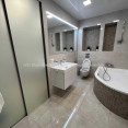 Продам квартиру, Мирослава Мисли ул. , 2 кім., 85 м², авторский дизайн 