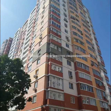 Продам квартиру, Мирослава Мисли ул. , 2 кім., 85 м², авторский дизайн 