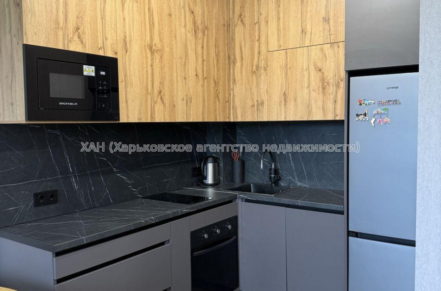 Продам квартиру, Букова ул. , 2 кім., 37.10 м², евроремонт 