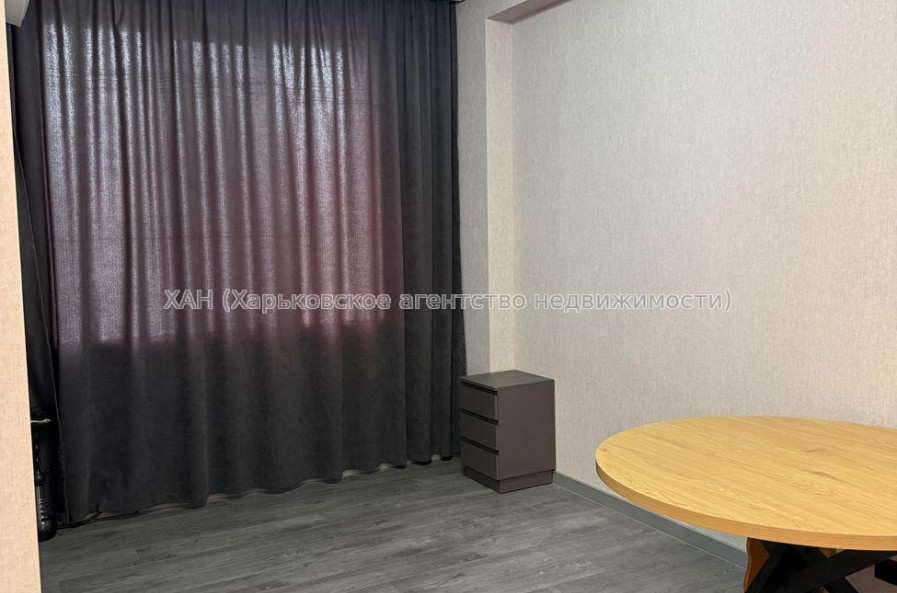 Продам квартиру, Букова ул. , 2 кім., 37.10 м², евроремонт 