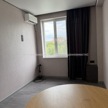 Продам квартиру, Букова ул. , 2 кім., 37.10 м², евроремонт 