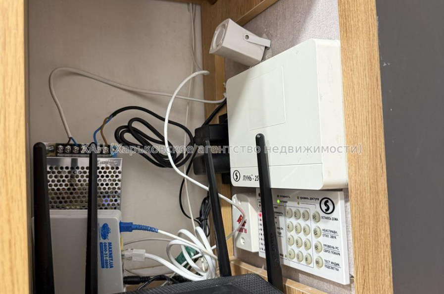 Продам квартиру, Букова ул. , 2 кім., 37.10 м², евроремонт 
