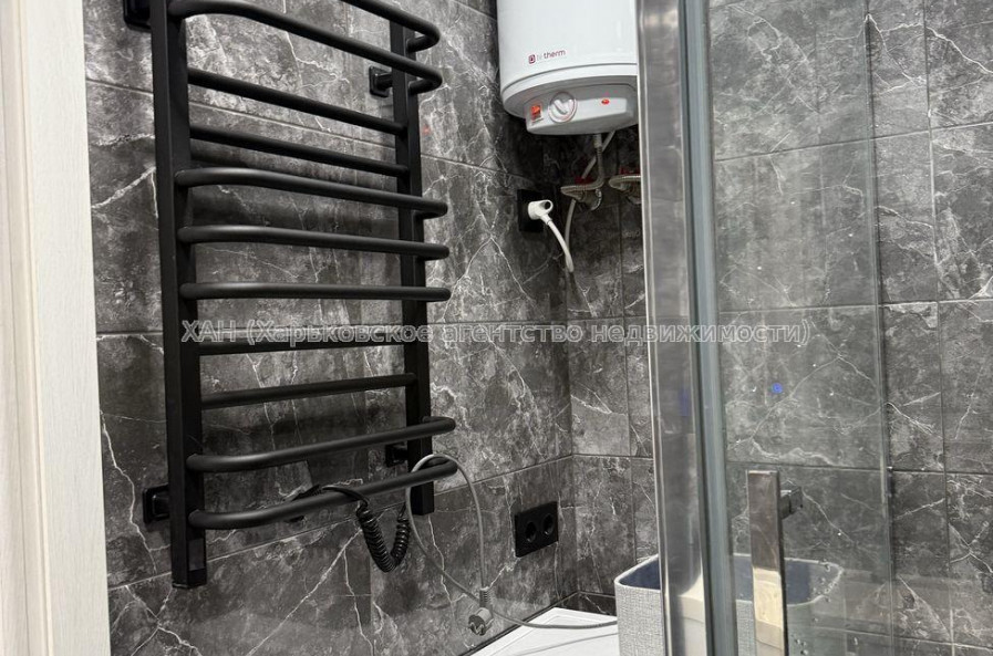 Продам квартиру, Букова ул. , 2 кім., 37.10 м², евроремонт 