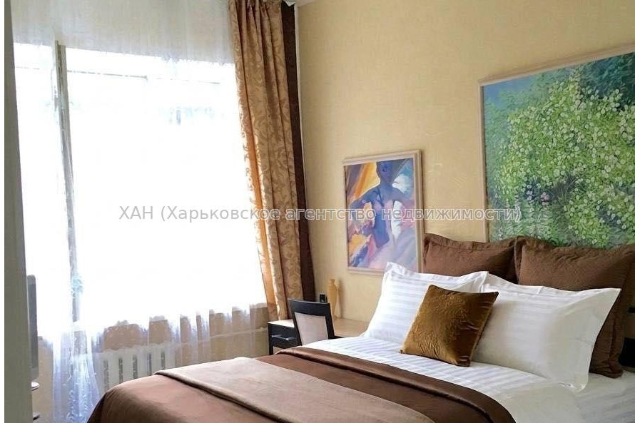 Продам квартиру, 3 кім., 61.60 м², евроремонт 
