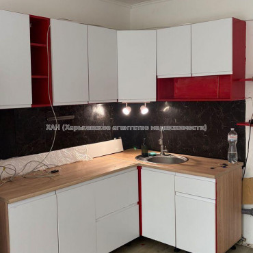 Продам квартиру, Гарибальди ул. , 1  ком., 26 м², косметический ремонт 
