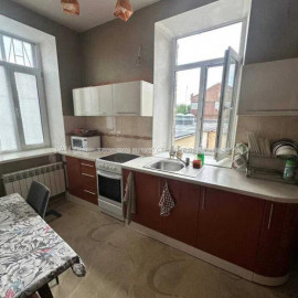 Продам квартиру, Конторская ул. , 2  ком., 50.80 м², капитальный ремонт