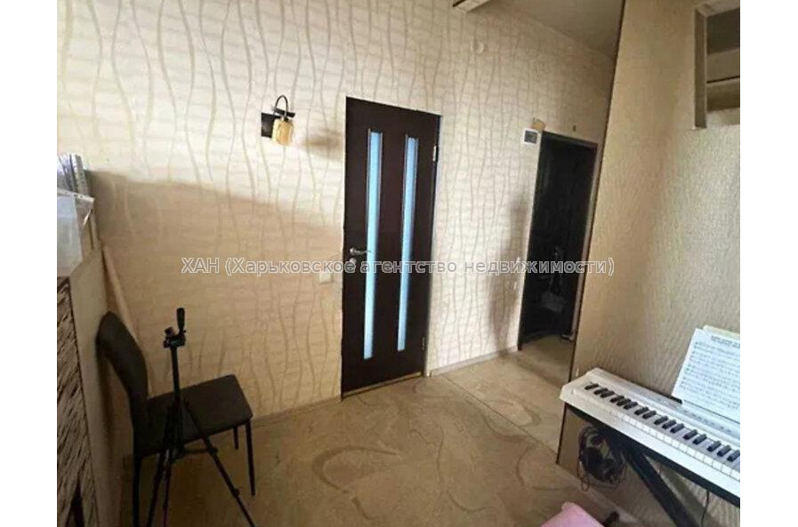 Продам квартиру, Конторская ул. , 2 кім., 50.80 м², капитальный ремонт 