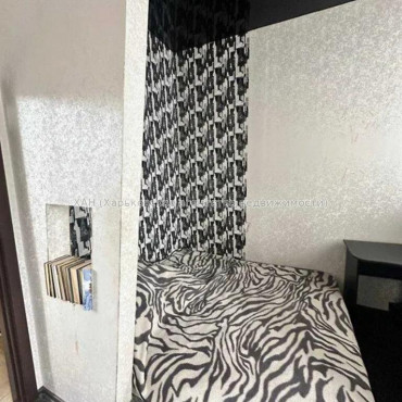 Продам квартиру, Конторская ул. , 2 кім., 50.80 м², капитальный ремонт 
