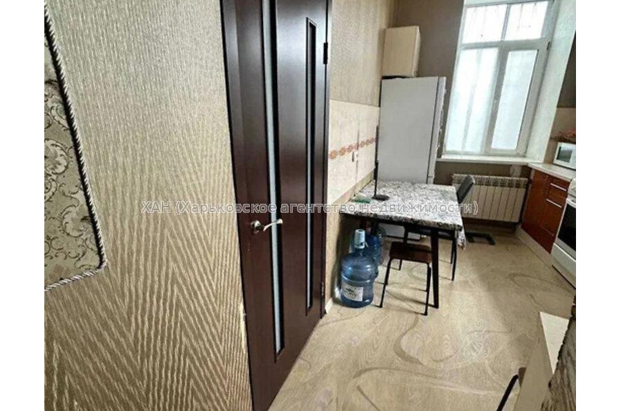 Продам квартиру, Конторская ул. , 2 кім., 50.80 м², капитальный ремонт 