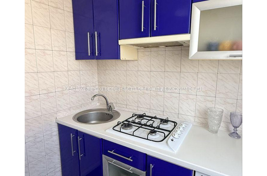 Продам квартиру, Леся Сердюка ул. , 3 кім., 63 м², евроремонт 