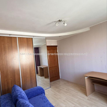 Продам квартиру, Леся Сердюка ул. , 3 кім., 63 м², евроремонт 