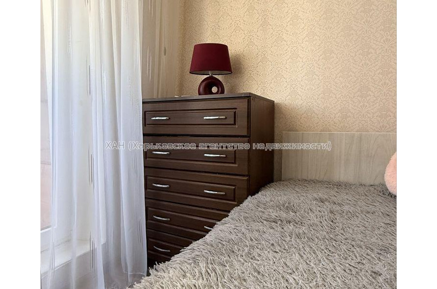 Продам квартиру, Леся Сердюка ул. , 3 кім., 63 м², евроремонт 