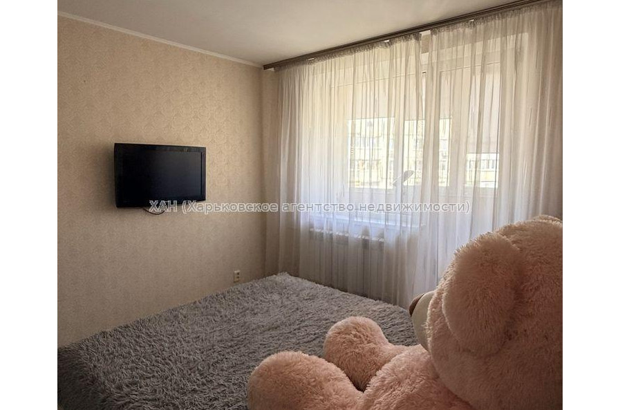 Продам квартиру, Леся Сердюка ул. , 3 кім., 63 м², евроремонт 
