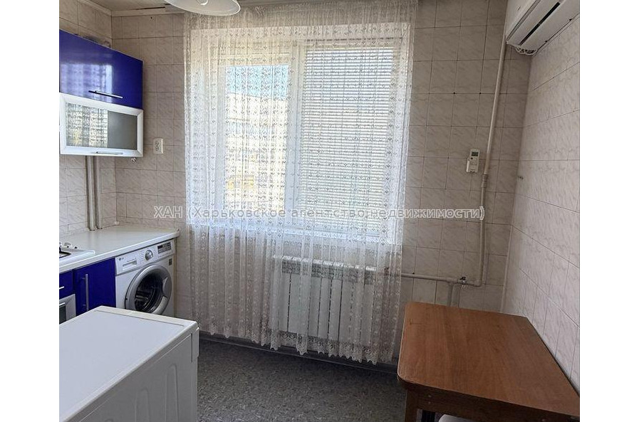 Продам квартиру, Леся Сердюка ул. , 3 кім., 63 м², евроремонт 