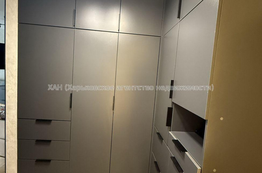 Продам квартиру, Героев Харькова просп. , 1 кім., 33 м², авторский дизайн 