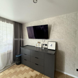 Продам квартиру, Героев Харькова просп. , 1 кім., 33 м², авторский дизайн