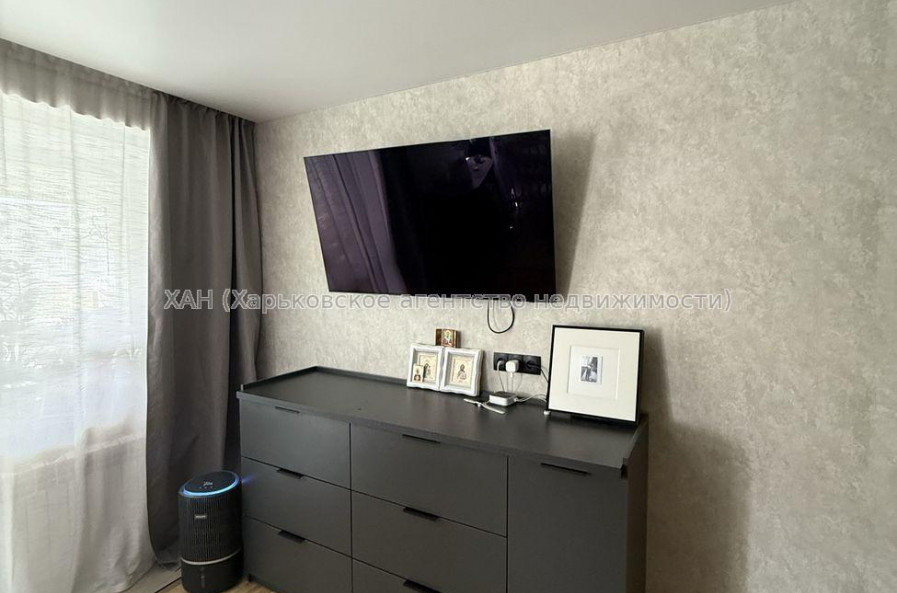 Продам квартиру, Героев Харькова просп. , 1 кім., 33 м², авторский дизайн 