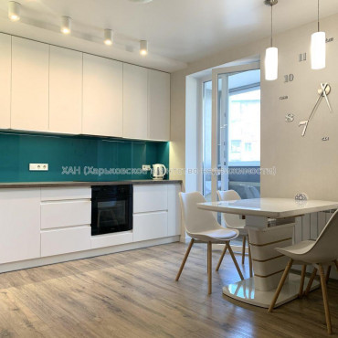 Продам квартиру, Льва Ландау просп. , 3 кім., 70 м², авторский дизайн 
