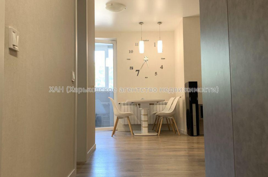 Продам квартиру, Льва Ландау просп. , 3 кім., 70 м², авторский дизайн 