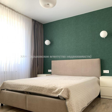 Продам квартиру, Льва Ландау просп. , 3 кім., 70 м², авторский дизайн 