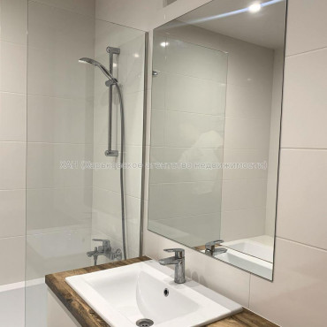 Продам квартиру, Льва Ландау просп. , 3 кім., 70 м², авторский дизайн 
