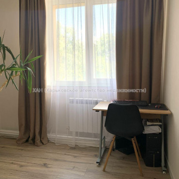 Продам квартиру, Льва Ландау просп. , 3 кім., 70 м², авторский дизайн 