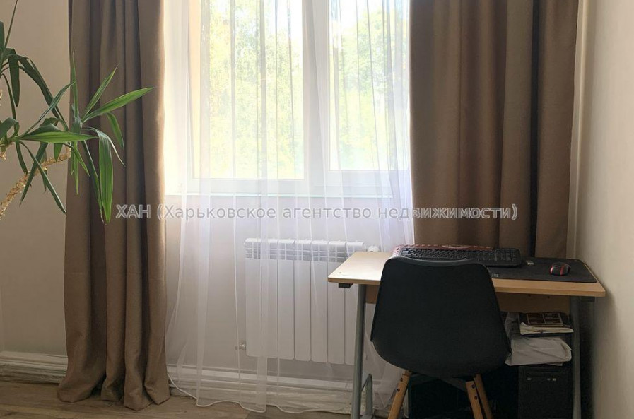 Продам квартиру, Льва Ландау просп. , 3 кім., 70 м², авторский дизайн 