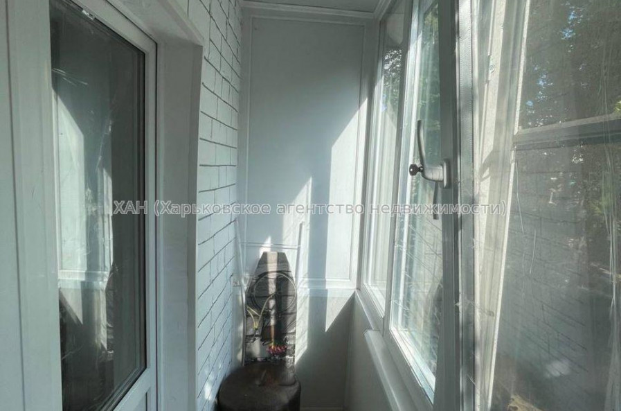 Продам квартиру, 1 кім., 37 м², евроремонт 