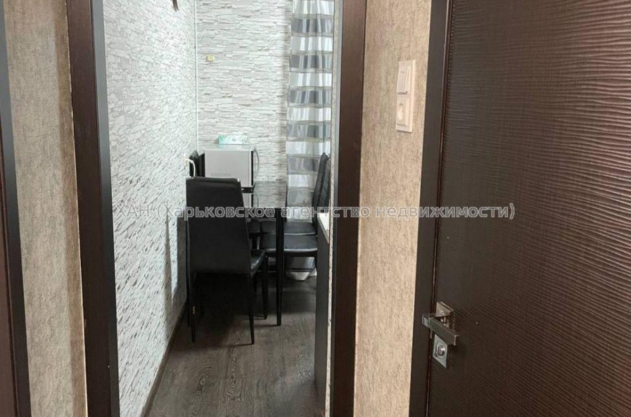 Продам квартиру, 1 кім., 37 м², евроремонт 