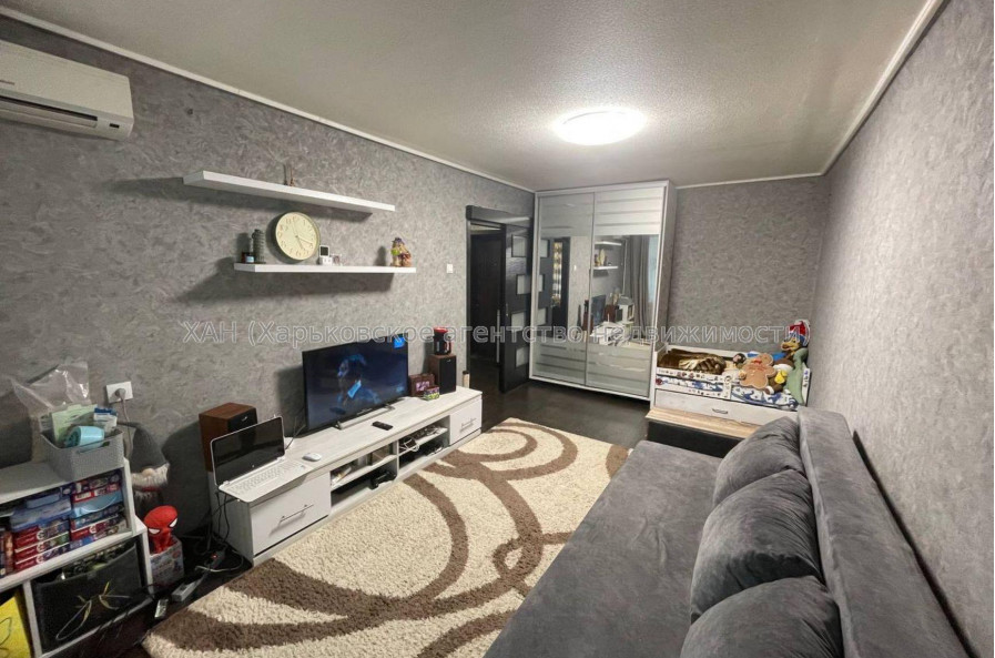 Продам квартиру, 1 кім., 37 м², евроремонт 