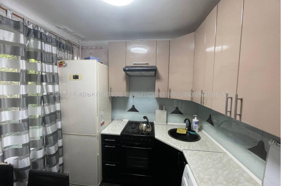 Продам квартиру, 1 кім., 37 м², евроремонт 