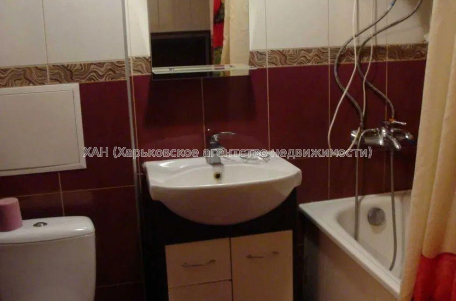 Продам квартиру, Аэрокосмический пр. , 2  ком., 47 м², косметический ремонт 