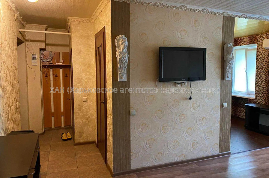 Продам квартиру, Аэрокосмический пр. , 2  ком., 47 м², косметический ремонт 