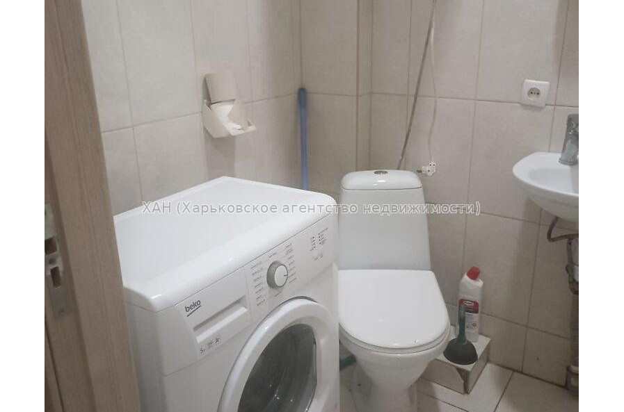 Продам квартиру, Бригады Хартия ул. , 1  ком., 14.30 м², капитальный ремонт 