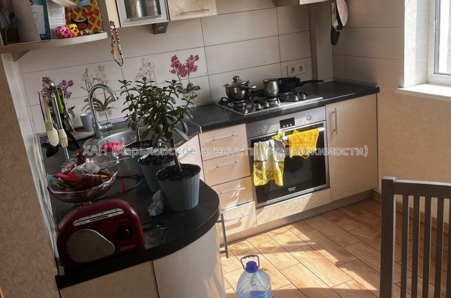 Продам квартиру, Фесенковский въезд , 2 кім., 53 м², евроремонт 