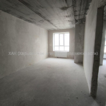 Продам квартиру, Мира ул. , 1 кім., 43 м², без внутренних работ 