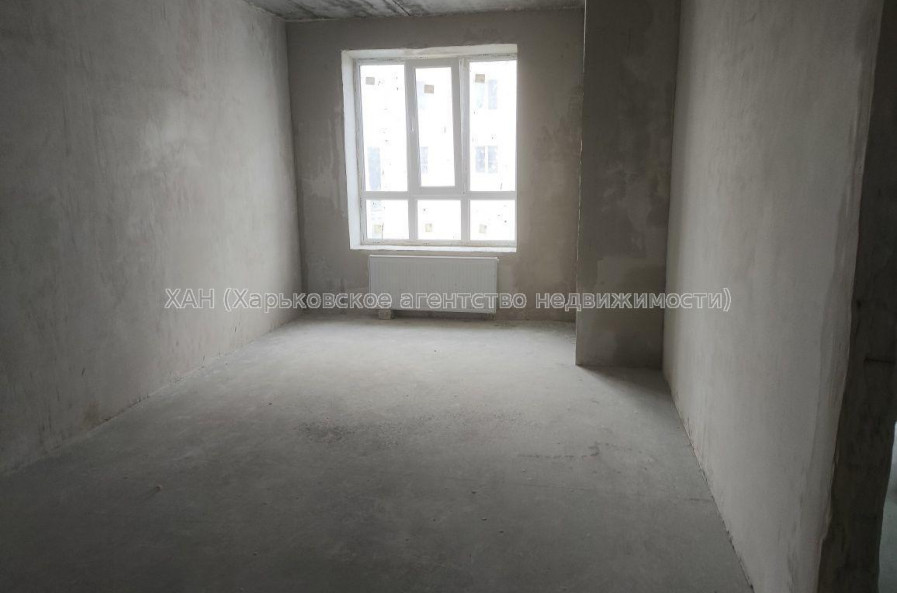 Продам квартиру, Мира ул. , 1 кім., 43 м², без внутренних работ 