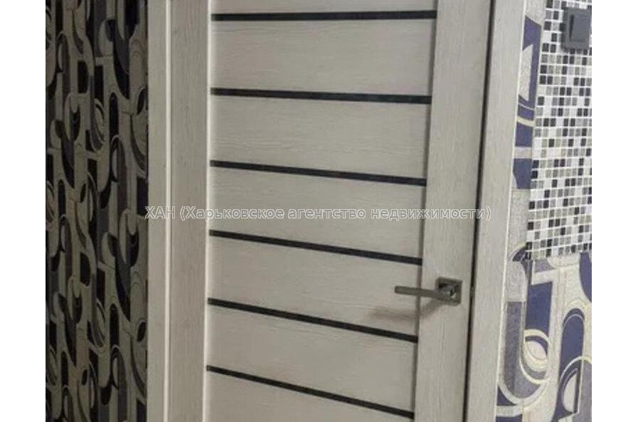 Продам квартиру, Академиков Ахиезеров ул. , 1  ком., 18 м², евроремонт 