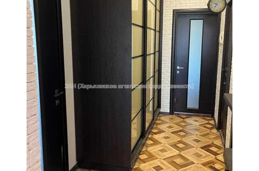 Продам квартиру, Леся Сердюка ул. , 3  ком., 67 м², частичный ремонт 