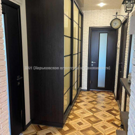 Продам квартиру, Леся Сердюка ул. , 3 кім., 67 м², частичный ремонт